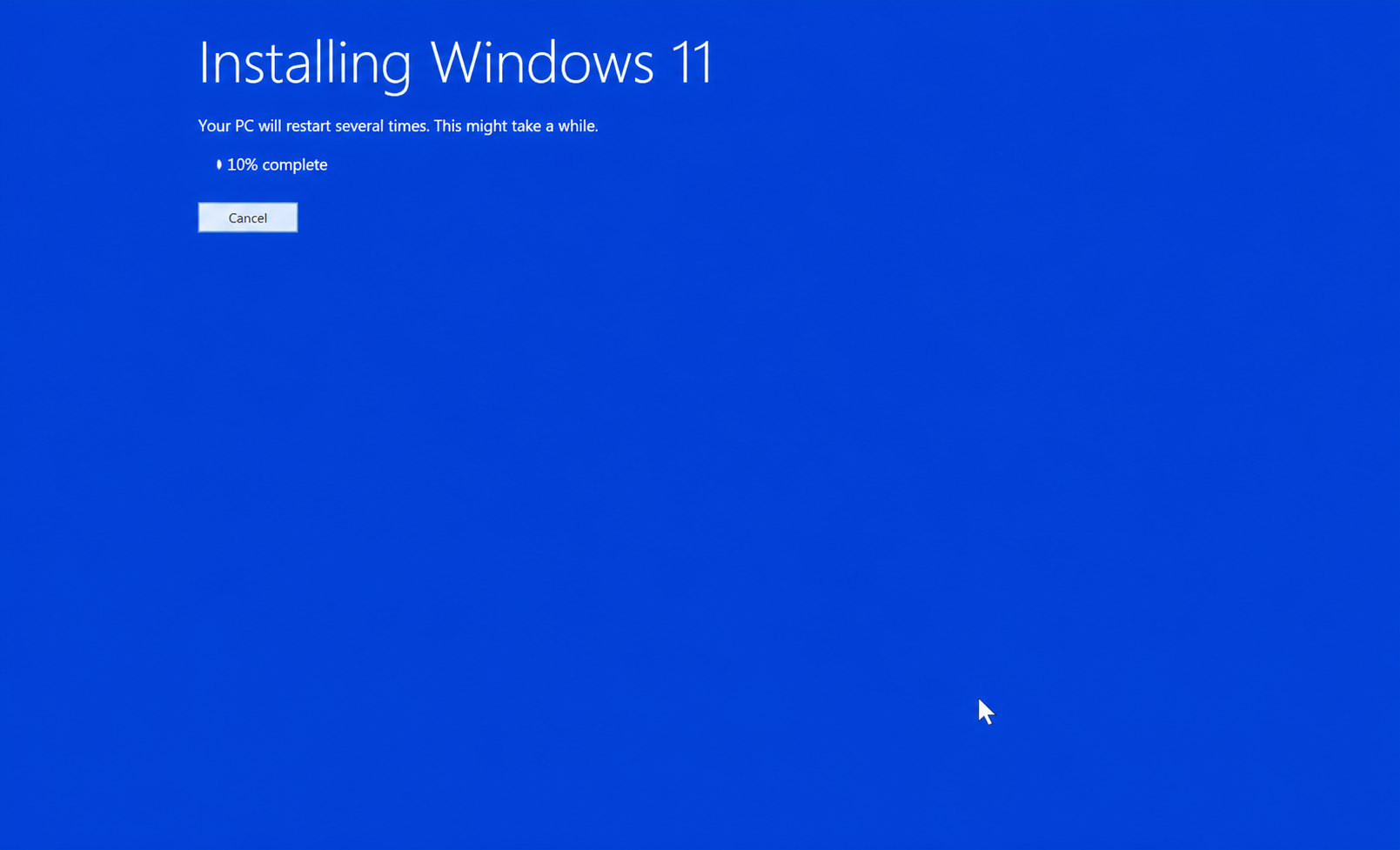 Windows 11 installation progress screen